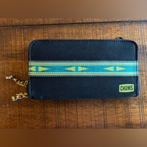 Chums Black Wallet with Multicolor Accents. Includes detachable shoulder strap